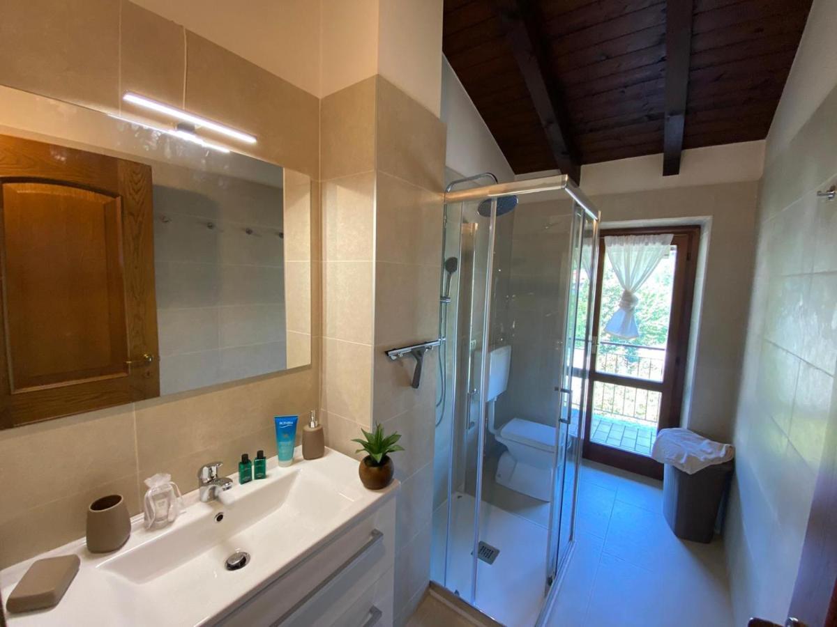 Penthouse Andrea Apartment Meina Ngoại thất bức ảnh