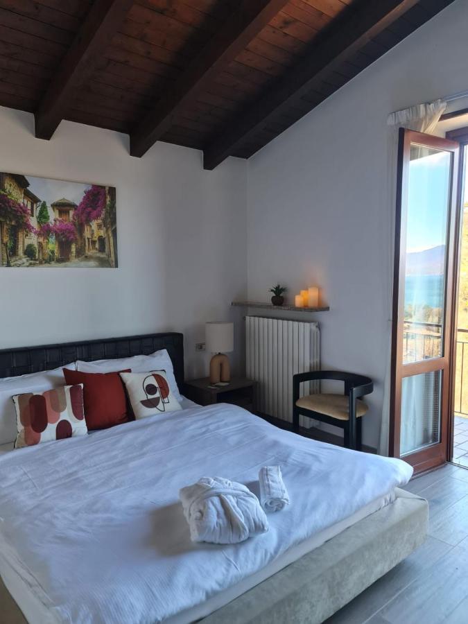 Penthouse Andrea Apartment Meina Ngoại thất bức ảnh